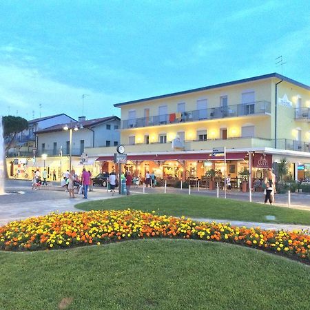 Hotel Stella D'Oro Lido di Jesolo Exteriör bild